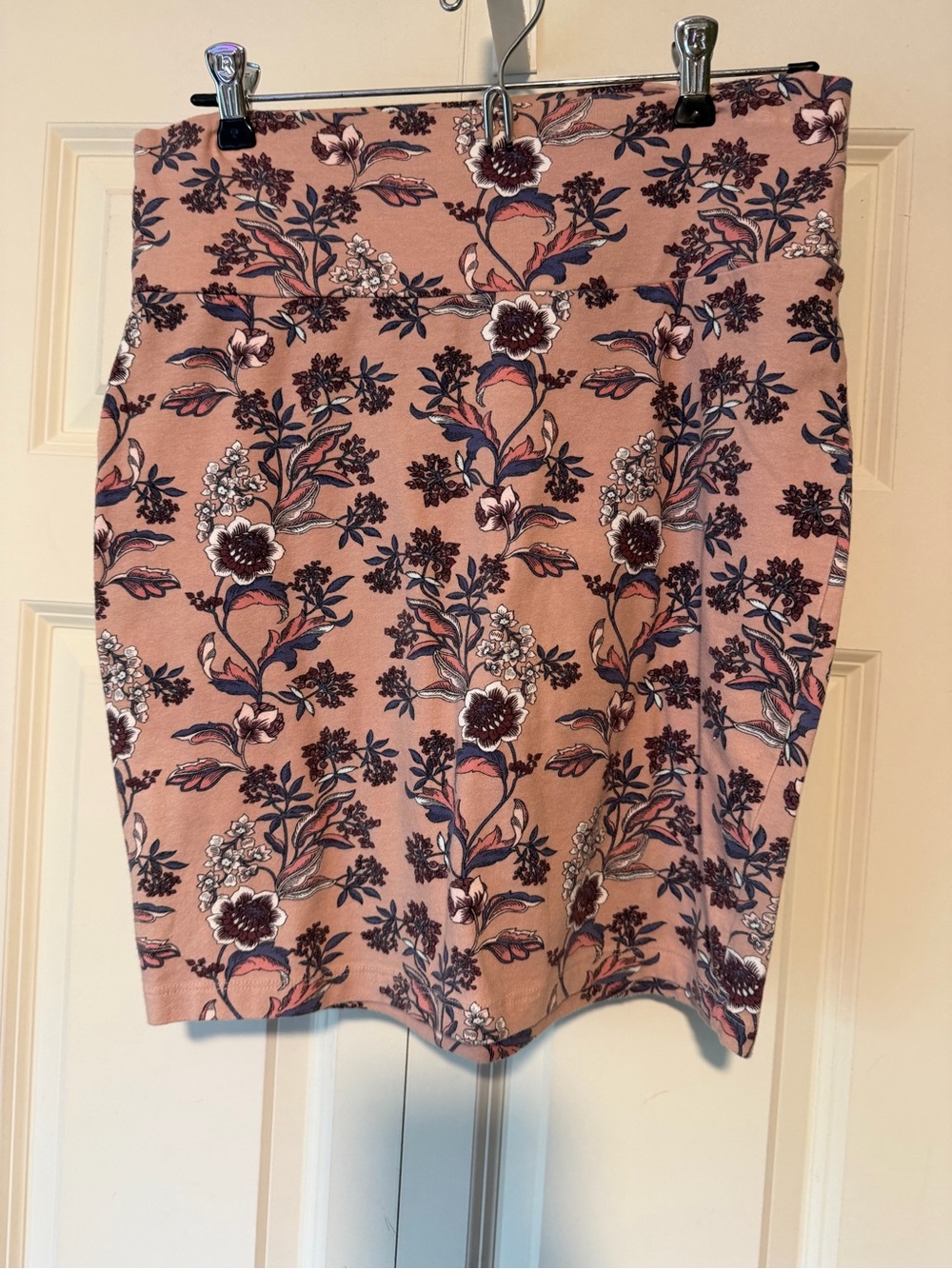 Charlotte Russe Floral Mini Skirt Size 1Xl